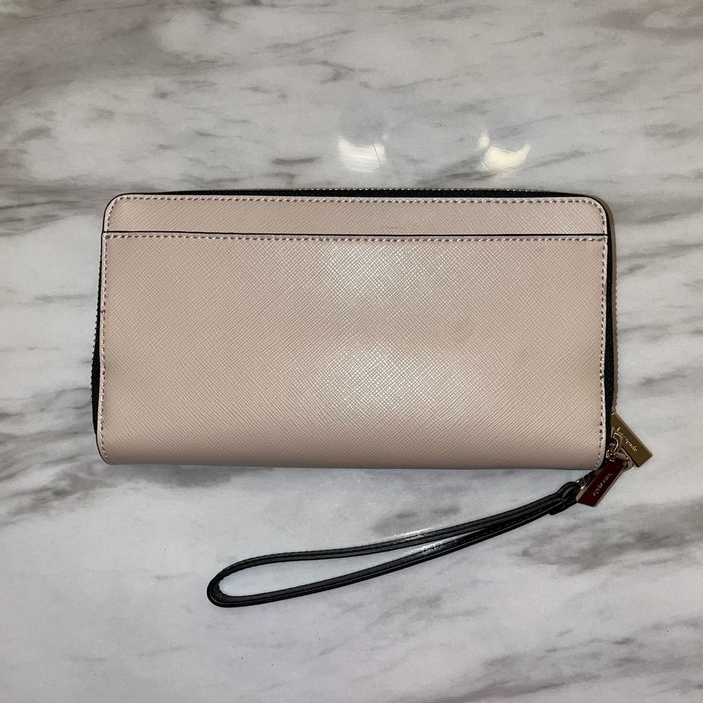 kate spade Black and Blush Zip-Around Wristlet Wallet - Picture 3 of 10